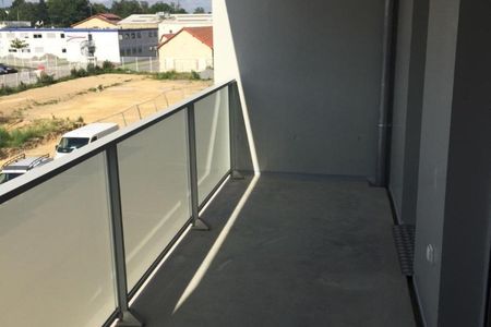 Louer appartement 3 pièces de 65 m² - Photo 3