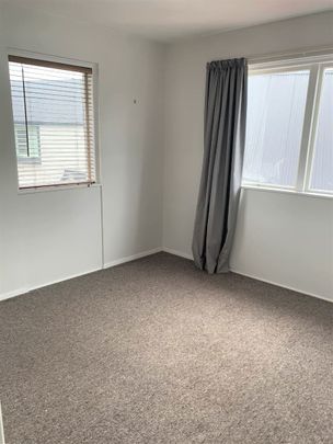 Merivale Unit Across The Road From Hagley Park - Photo 1