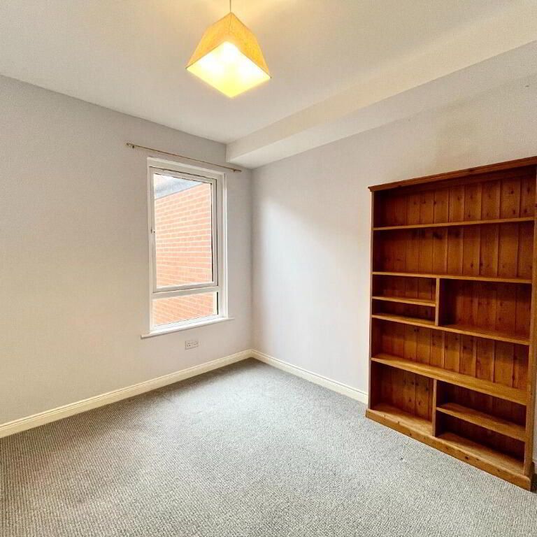 8 Dunraven Avenue, Belfast, BT5 5JR - Photo 1