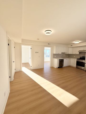 For Lease - 19 Arrowsmith Avenue Unit# 3, Toronto, Ontario - Photo 4