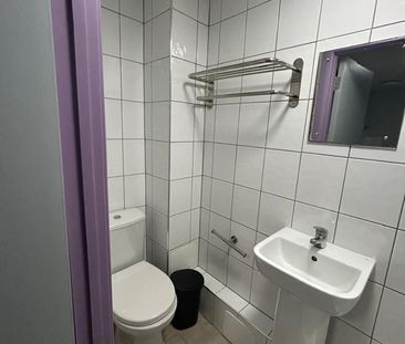 Studio Flat, London Road, CR7 - Photo 5