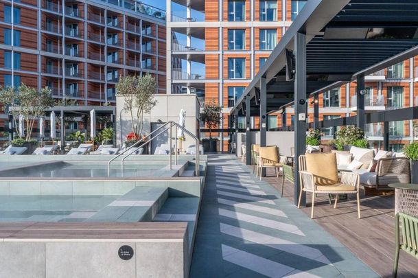 3 bedroom flat to rent - Photo 1