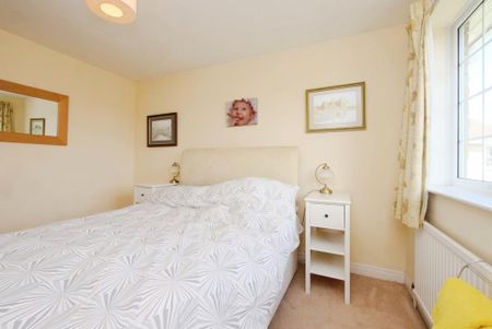 4 bedroom detached house to rent - Photo 5