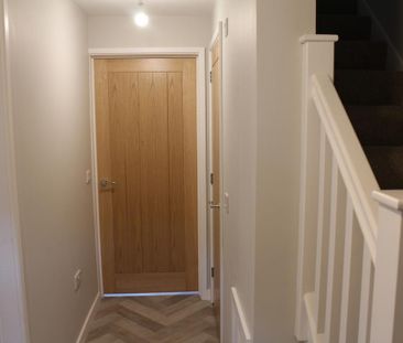 2 bedroom terraced house to rent - Photo 6