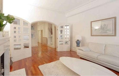 Basil Street, London, SW3 - Photo 2