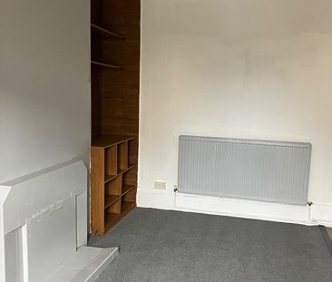 Bedsit, Birkenhead, CH42 - Photo 2