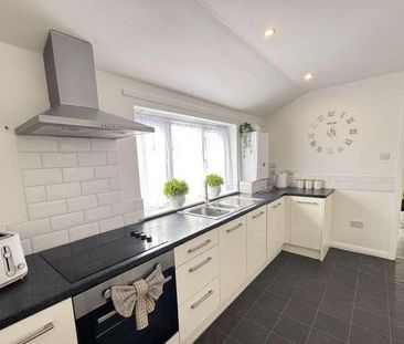 Flat B, Sandringham Street, Hull, HU3 - Photo 4