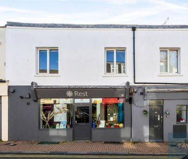 4 bedroom apartment to rent - Photo 2