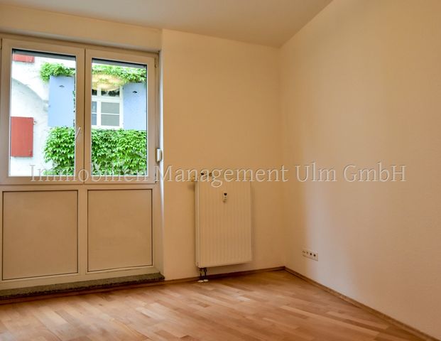 Wunderschöne 3-Zimmer-Wohnung mit TG-Stellplatz und Terrasse mit Garten! - Foto 1
