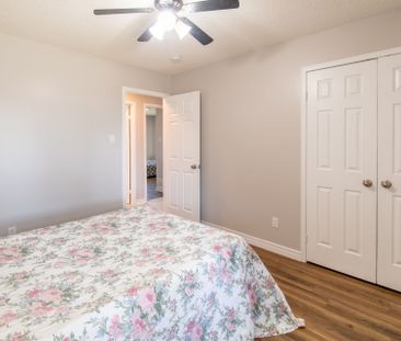 For Lease - 208 Steel Street, Barrie, Ontario - Photo 6