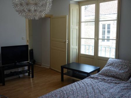 Appartement au pied du tramway - Photo 3