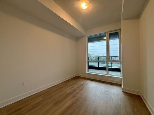 For Lease - 204 Burnhamthorpe Road Unit# 211, Mississauga, Ontario - Photo 1