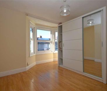 County Road, Swindon, Wiltshire, SN1 - Photo 3