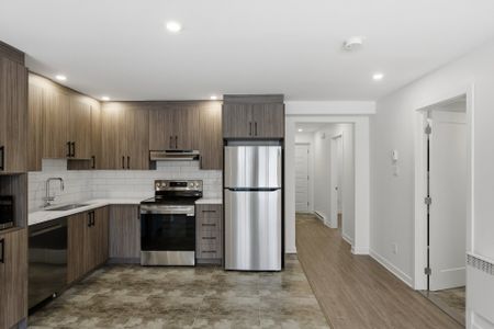 Apartment for rent, Laval (Chomedey) - Photo 2