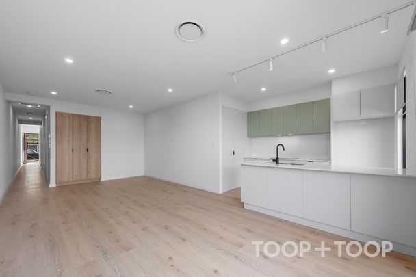 Modern Living in Brompton - Photo 1