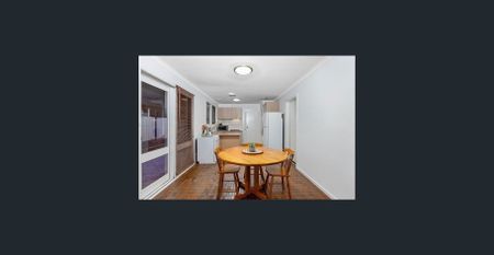 Family House in Prime Location - Photo 5