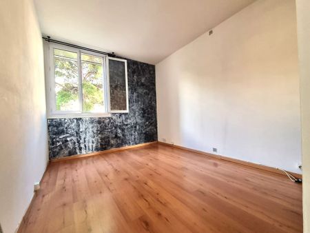 LOCATION d'un appartement F3 (60 m²) à BASTIA - Photo 3