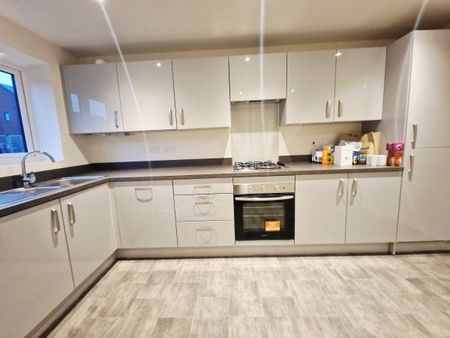 HamiltonWay, BB2 - Photo 3