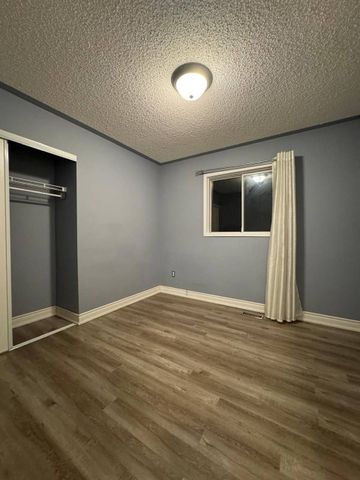 For Lease - 425 Elmwood Court Unit# Room, Oshawa, Ontario - Photo 4