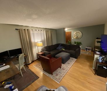 A - 1407 Rosehill Drive Northwest, Calgary - Photo 4