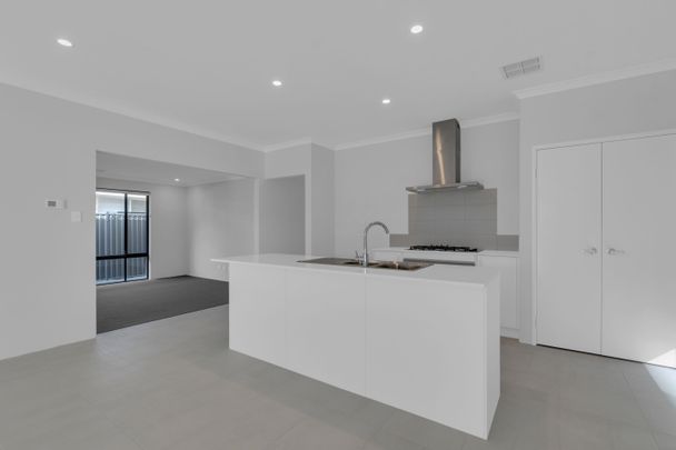 Four Bedroom Family Home in Baldivis - Photo 1