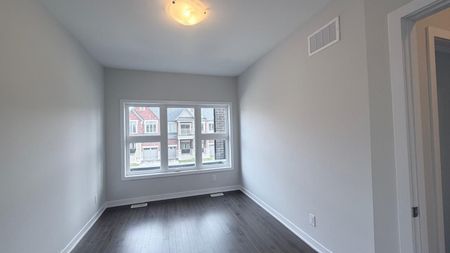 For Lease - 16 Harvey bunker Crescent, Markham, Ontario - Photo 5