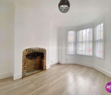 Hainault Ave, Westcliff On Sea, SS0 - Photo 2