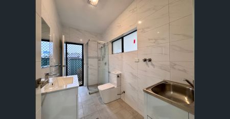 Modern Two Bedroom plus Study - Photo 4