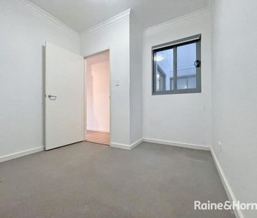 Two-Bedroom Apartment in Heart of Kogarah (with some furniture avai... - Photo 1