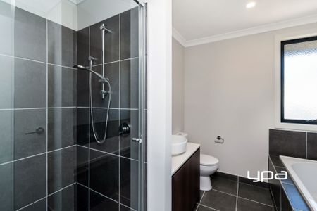 3 Bedroom Townhouse in Kingsfield Estate - Photo 5