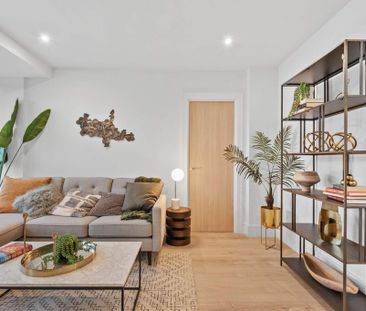 2 bedroom flat to rent - Photo 2