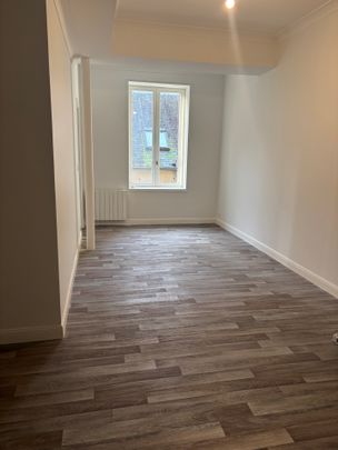 Location Appartement 2 pièces 52m² BAYEUX 14400 - Photo 1