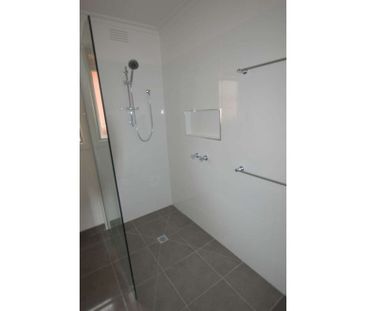2/84 Rochester Road, Balwyn VIC 3103 - Apartment For Rent | Domain - Photo 5