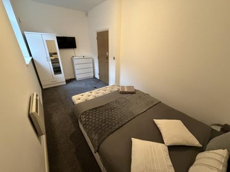 2 bedroom apartment to rent - Photo 2