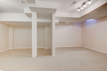 For Lease - 1498 Pinecliff Road, Oakville, Ontario - Photo 2