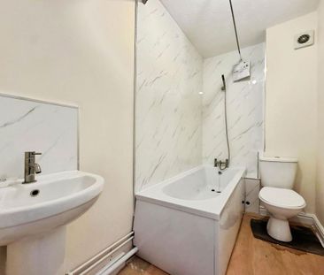 1 bedroom detached house to rent - Photo 5