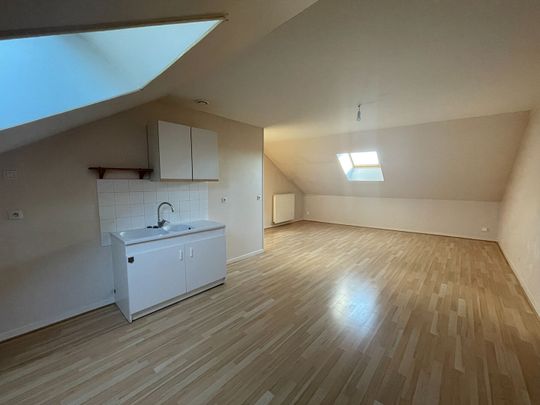 Location appartement 3 pièces, 48.95m², La Flèche - Photo 1