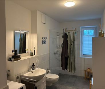 Zur Vermietung: Helle 2,5 Zi - Whg. mit viel Komfort zum Wohlfühlen! - Photo 4