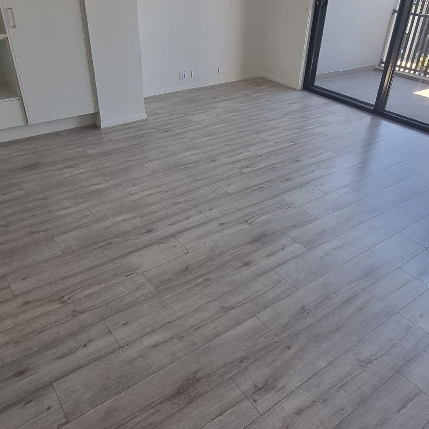 Clyde North - Photo 1