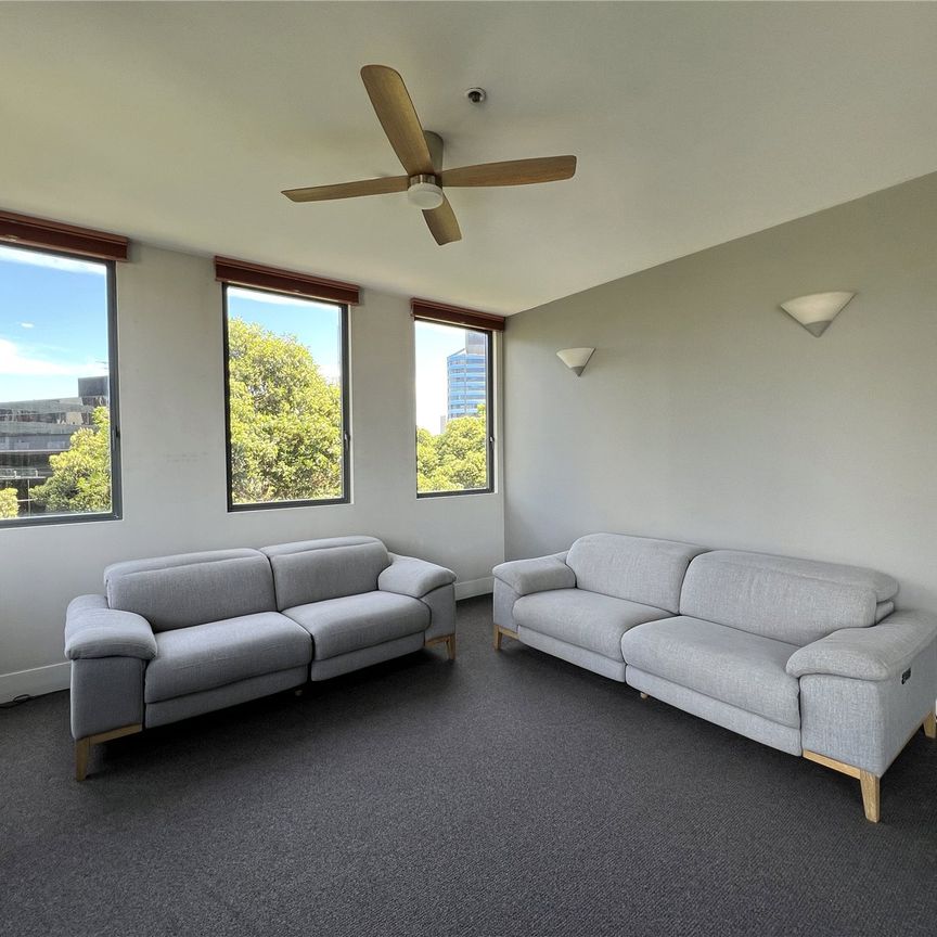 305/221 Sturt Street - Photo 1