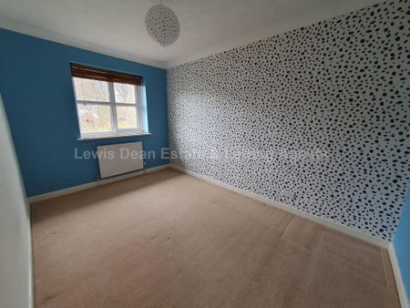 3 bedroom terraced house to rent - Photo 3