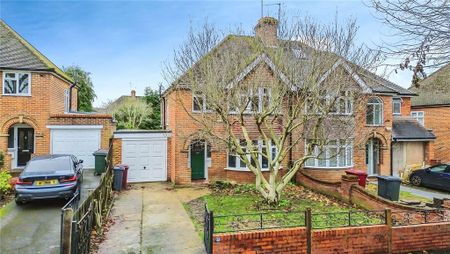 3 bedroom semi-detached house to rent - Photo 2