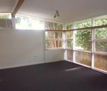 Great Location - Photo 2