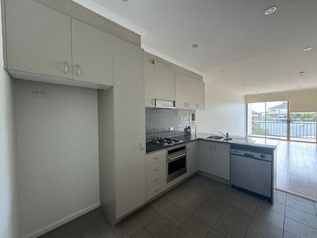 49/4 Wests Road, Maribyrnong VIC 3032 - Photo 2