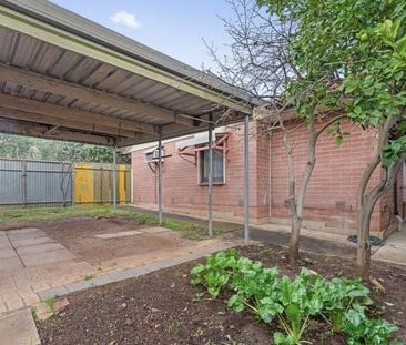 Corner block in a convenient location! - Photo 5