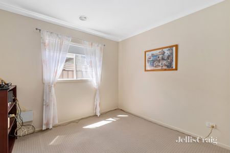 16 Hodgson Rise, Mernda - Photo 4