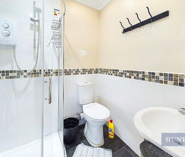 5 bedroom House To Let Total Size: 1680 SQ FT - Photo 1