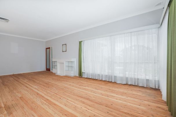 Stunning Family Home with Pool - Photo 1