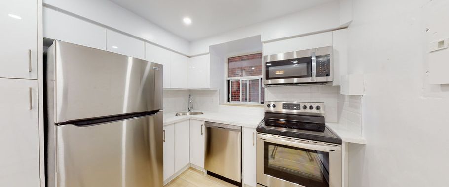 3 East 37th | 3 East 37th Street, Hamilton - Photo 1