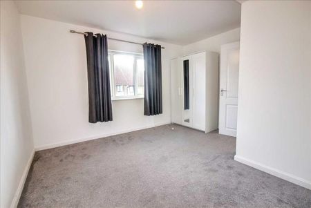 3 bedroom detached house to rent - Photo 2